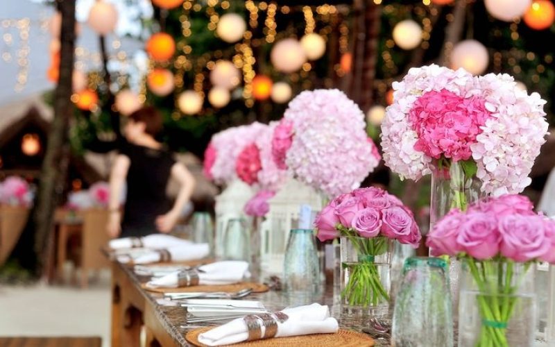 Things to consider while hiring wedding florist